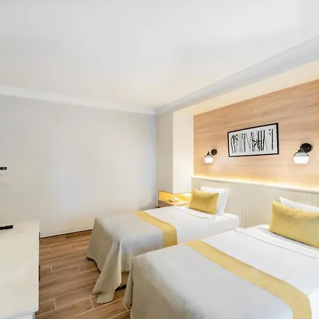 Club Marco Polo 5*